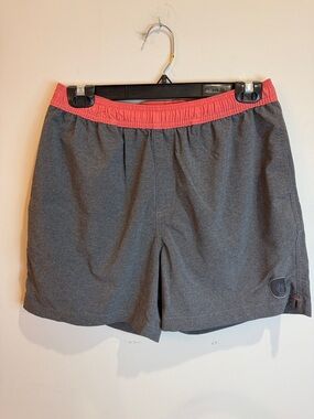 Chubbies Men's Heather Gray Active Shorts w/Coral Waistband, 5.5 Inseam - M